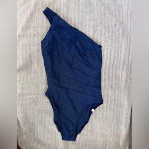 Summersalt The Sidestroke women’s one piece swimsuit